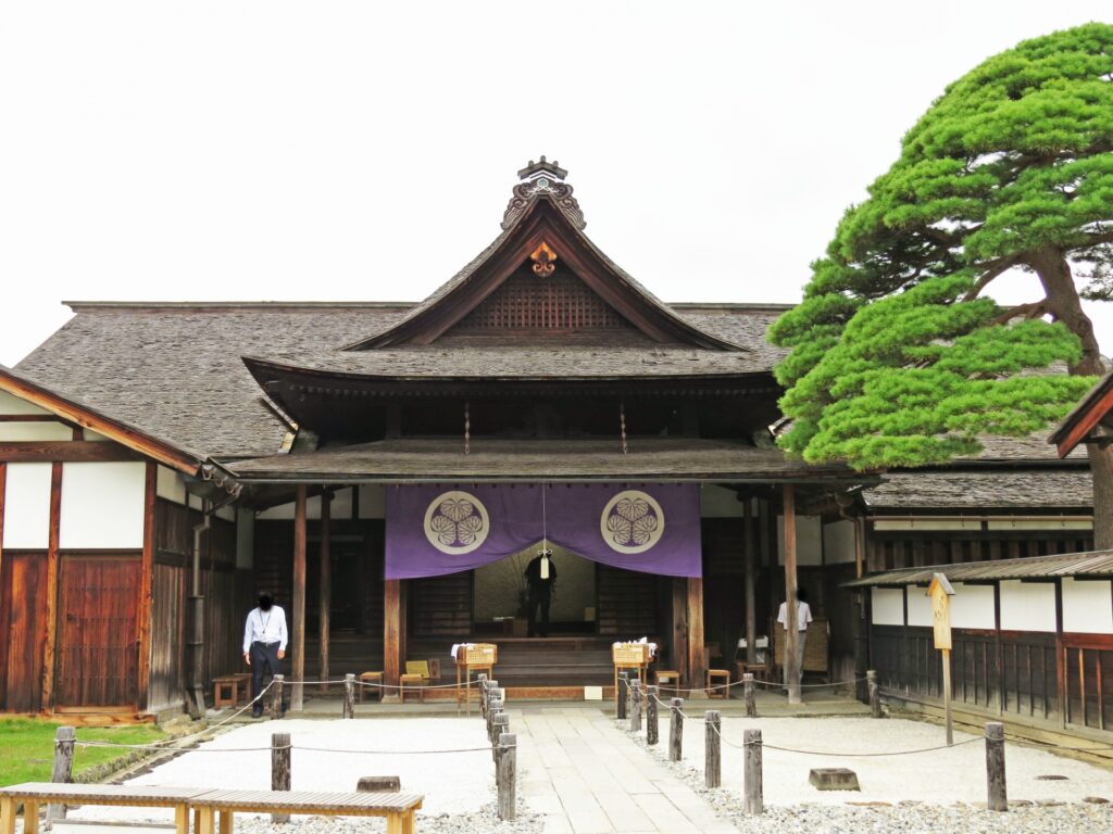 Takayama Jinya – dinh thự hành chính thời Edo